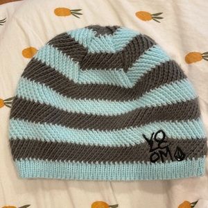 NWOT womens Volcom beanie OS